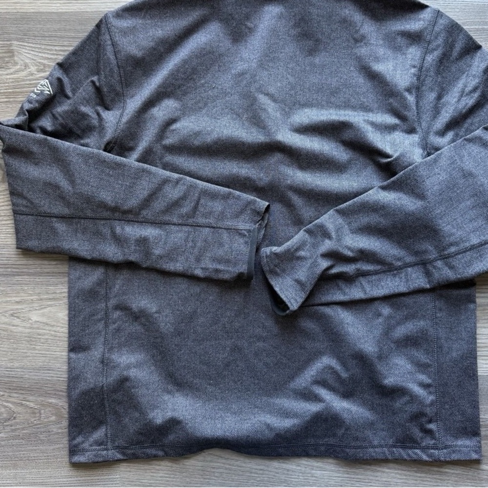 Gray Quarter-Zip Pullover - image 2